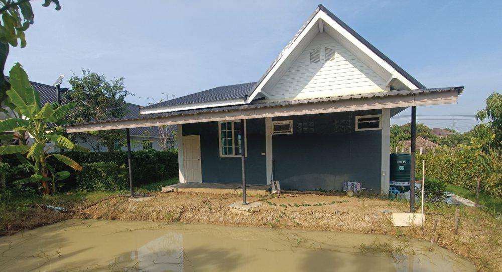 รูป ขาย บ้านสวน ทรงโมเดิร์น 3