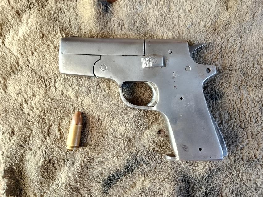 ปืนหักลำ ลูก 9 มม. ลำเกลียว