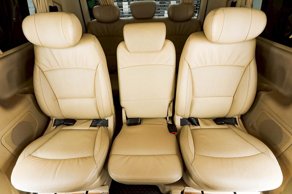 HYUNDAI H1 2.5 DELUXE 2017  10