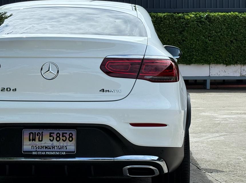 2021 BENZ GLC 220D COUPE AMG DYNAMIC รถมือเดียว สภาพป้ายแดง วิ่งน้อยเพียง 50,000 กม รถไม่มีอุบัติเหตุครับ 9