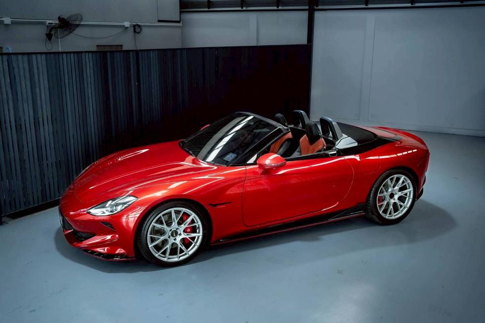 รหัสรถ PR76868 MG Cyberster Roadster EV ( 100Th Anniversary ) รูปย่อยที่ 2