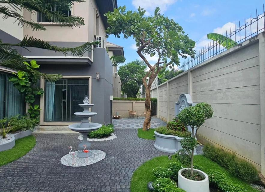 ให้เช่า บ้านหรูพร้อม Glasshouse & สวนสวย หลังหัวมุม โครงการบางกอกบูเลอวาร์ด สาทร – ปิ่นเกล้า 2 3