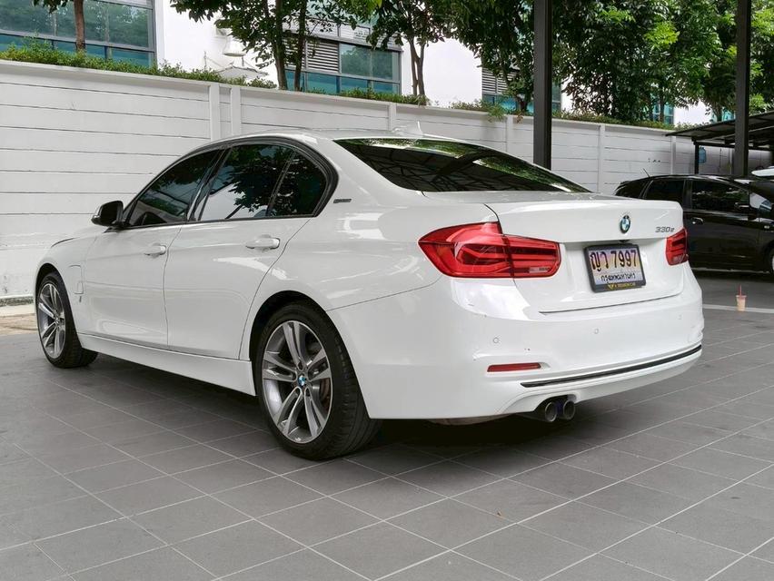 รหัสรถ KPM7997 ‼️BMW 330e Sport Plug-In Hybrid F30 ปี 2018 จด 20‼️  3