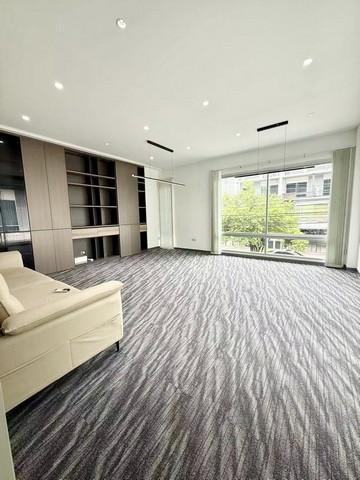 ให้เช่าโฮมออฟฟิศ อาคาร สำนักงาน 4 ชั้น บี สแควร์ พระราม9 B Square เหม่งจ๋าย เลียบด่วนเอกมัย รามอินทรา 2