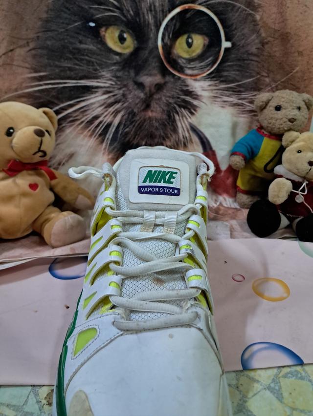 Nike zoom VAPOR TOUR 9 .