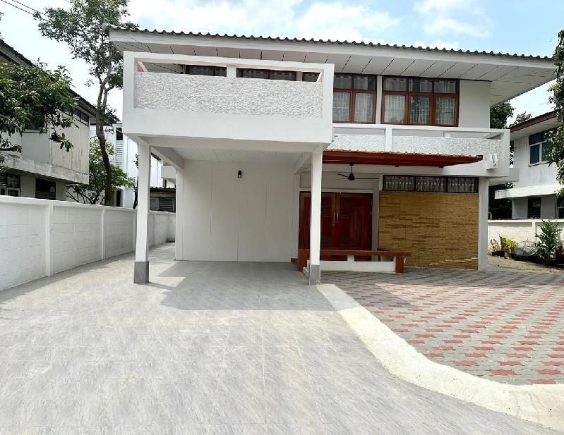 ให้เช่าบ้านเดี่ยว 2 ชั้น / ทำเล สุขุมวิท 101/1 / ซอยวชิรธรรมสาธิต 57 / บ้านสวยมาก / เฟอร์นิเจอร์ครบ Fully Furnished 1