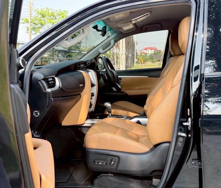 รหัสรถ PR8268 Toyota Fortuner 2.8 4WD ปี 2019 รูปที่ 5