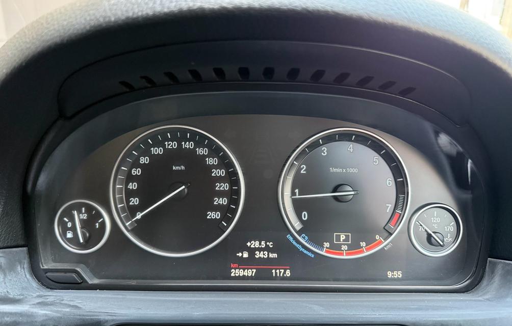 BMW 528i LUXURY LCI F10 ปี 2015 รูปที่ 16