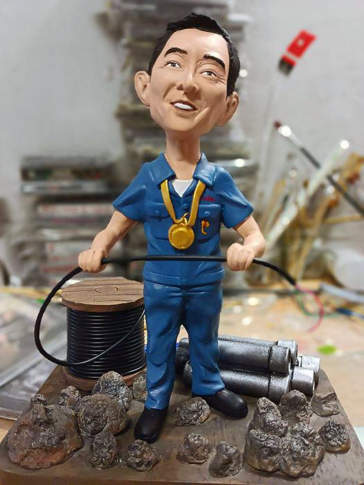 ตุ๊กตาเกษียณอายุงาน,ของที่ระลึกเกษียณงาน,ของขวัญสั่งทำ ของขวัญแฮนด์เมด รูปย่อยที่ 4