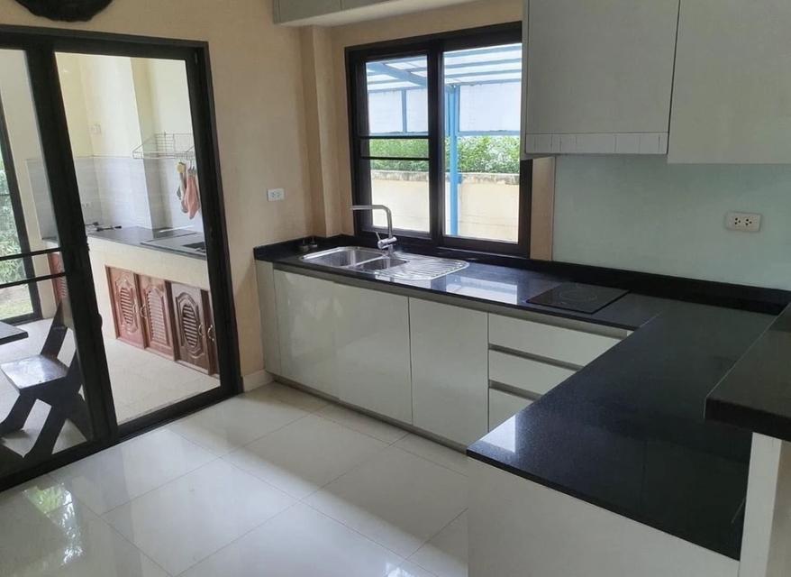 For Rent: Perfect Masterpiece Ratchaphruek. Land area 130 square wa, usable area 450 square meters. 11