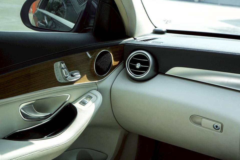 Mercedes-Benz C180 1.6 Avantgarde W205 AT 2014 รูปที่ 15