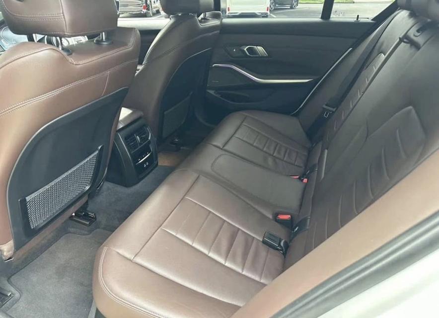 BMW 330e M Sport 2021 (G20) รูปที่ 10