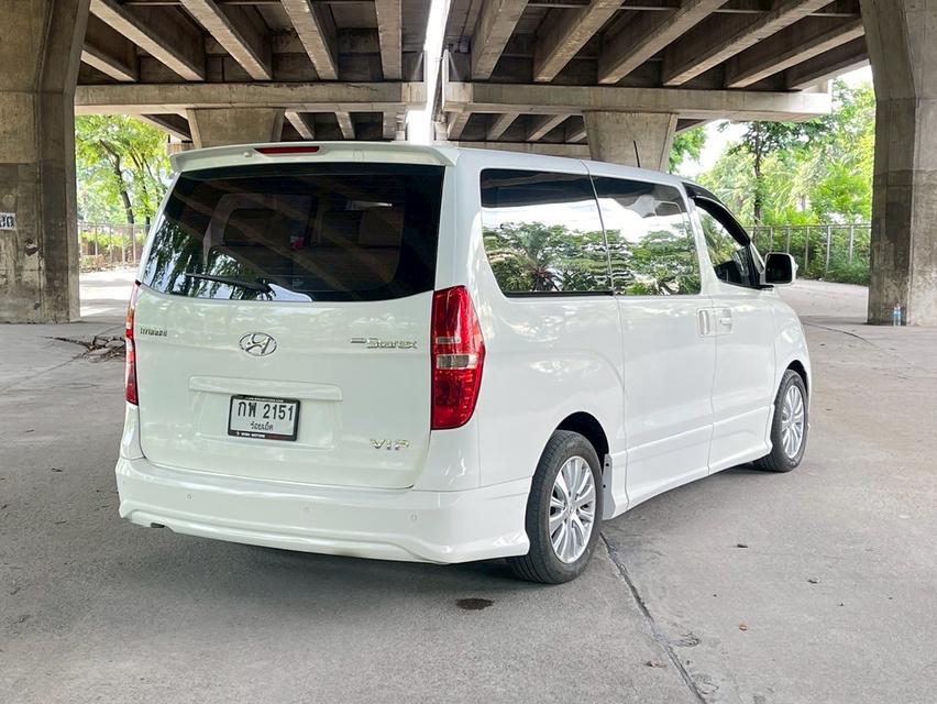 รหัสรถ WRT2151 Hyundai Grand Starex 2.5 VIP ปี 2013