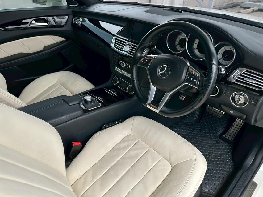 MERCEDES-BENZ CLS250 CDI AMG Dynamic (W218) 2.2L Diesel Turbo BlueEfficiency “ Sunroof “ 10