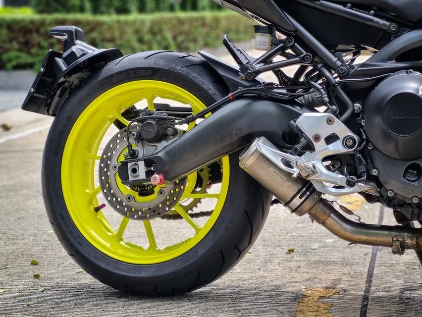 Yamaha MT09 สีเทา ปี 2018 4