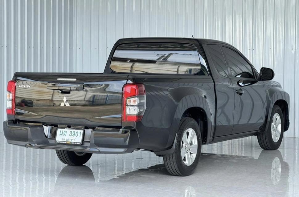 Mitsubishi Triton 2.5GLX Mega ดีเซล เกียร์ธรรมดา ปี2023 6