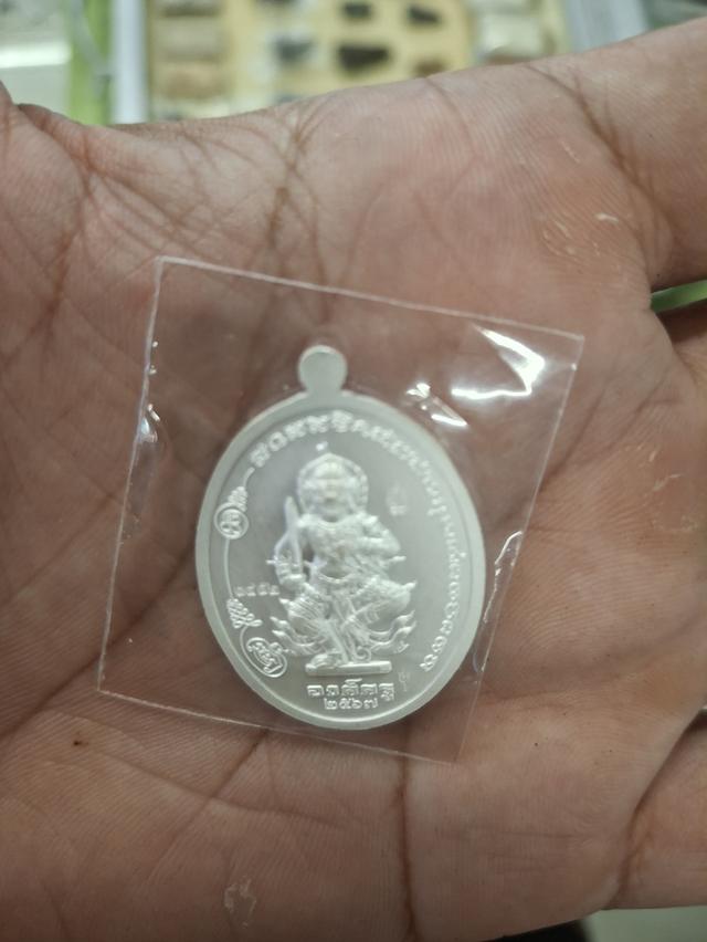 เหรียญพระอาจารย์ต้อม ปภัสสโร รุ่นอง์ครู รูปที่ 4