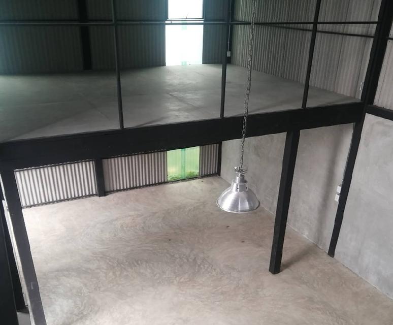 ให้เช่า โกดังขนาดเล็ก พื้นที่ 150 ตารางเมตร / ซอยลาดพร้าว 35 / เหมาะสำหรับเก็บสินค้า หรือ เป็น Studio 9