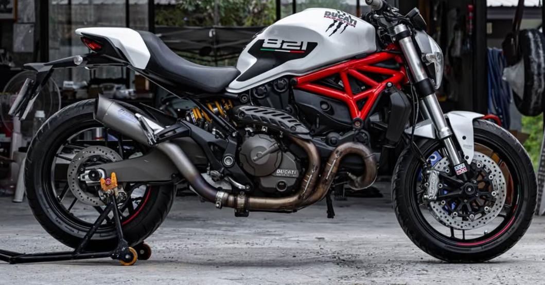 ขาย Ducati Monster 821  4