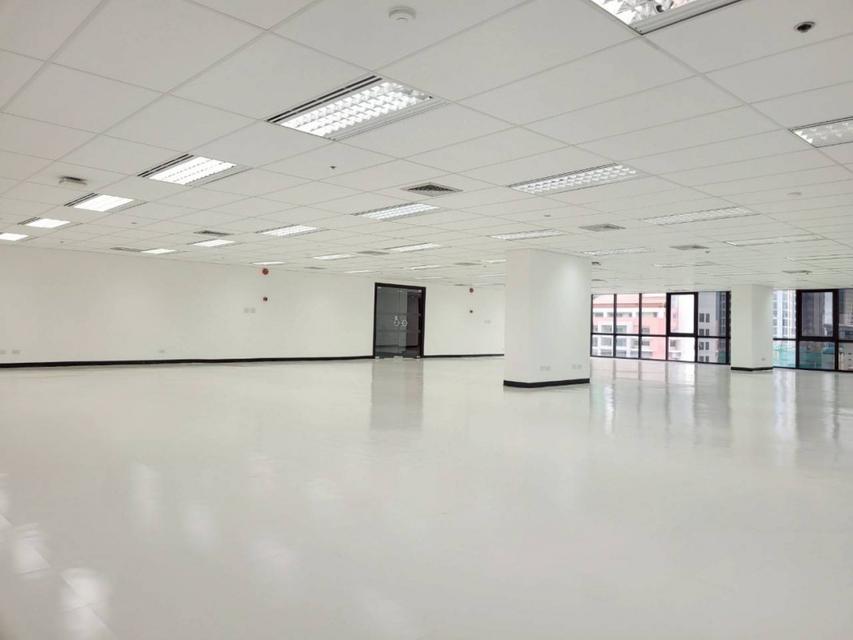 ให้เช่าพื้นที่ ตึก Sethiwan Tower ชั้น 18BC พืนที่โล่ง 372 ตร.ม สัญญาเช่าอย่างน้อย 3 ปี 4