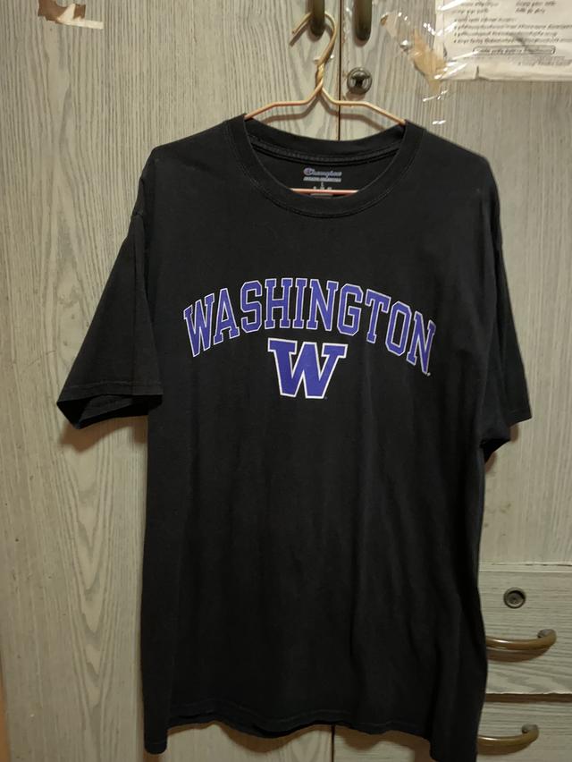 เสื้อยืดแบรนด์ champion