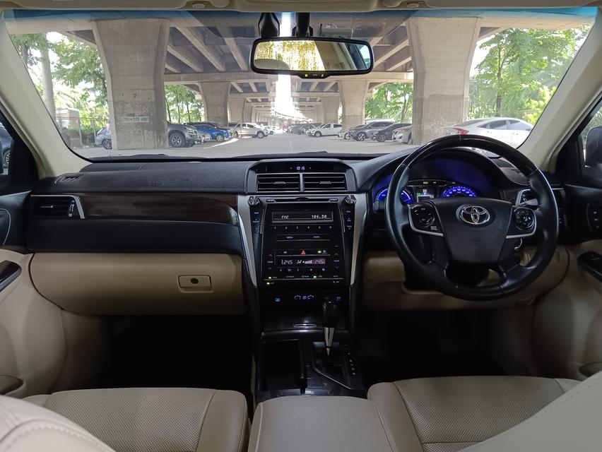 Toyota Camry 2.5HV DVD ปี2016 8