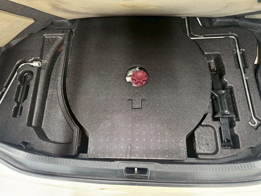 Toyota CAMRY 2.5 DVD Hybrid AT ปี 2013 รูปที่ 18