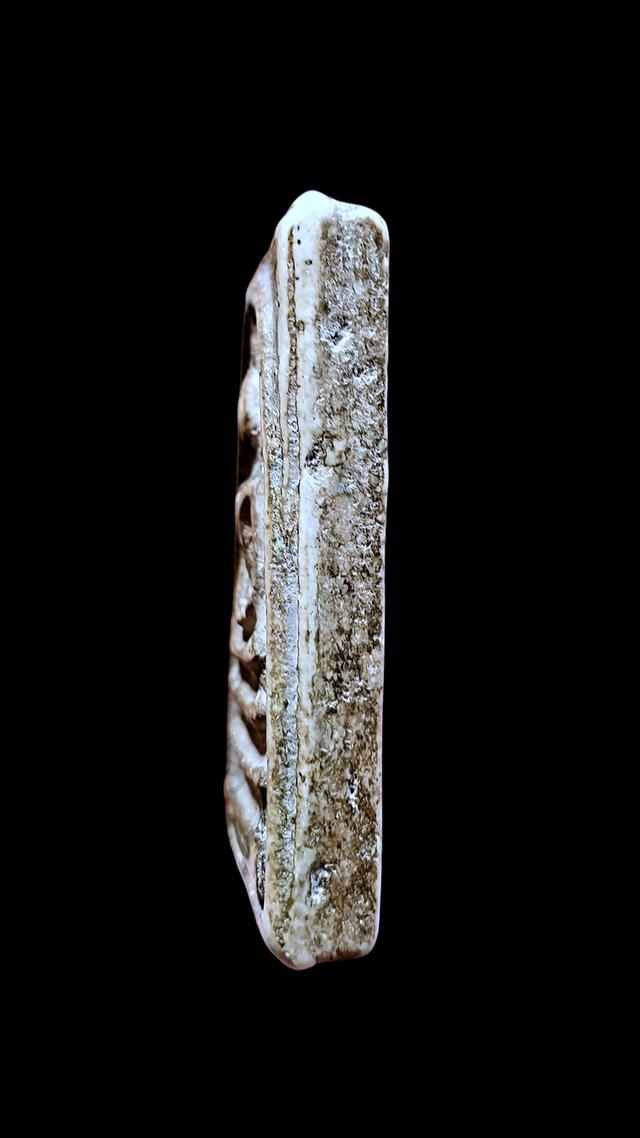 "สมเด็จวัดระฆัง พิมพ์ใหญ่อกร่องเกศทะลุซุ้ม (หรือเรียกว่าพิมพ์สุโขทัยกำแพงเพชร)" รูปที่ 7