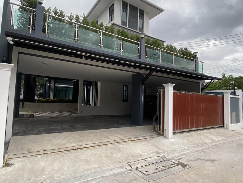 ขายบ้านเดี่ยวสามชั้น 1