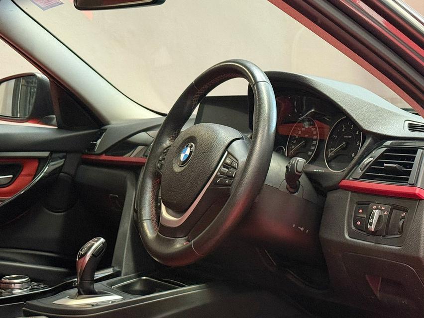 2015 BMW 320D SPORT รถ SERVICE ชุดใหญ่มาเรียบร้อยแล้วครับ รถวิ่งน้อย ประวัติศูนย์ครบ รถไม่เคยมีอุบัติเหตุครับ รูปที่ 10