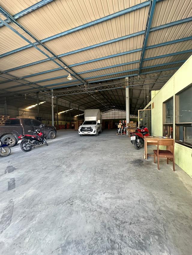 ให้เช่าโกดังโรงงานสาย4 กระทุ่มล้ม เข้าออกได้หลายเส้นทาง เหมาะทำโรงงาน รถใหญ่เข้าออกได้ มียามรักษาการณ์24ชม. 1