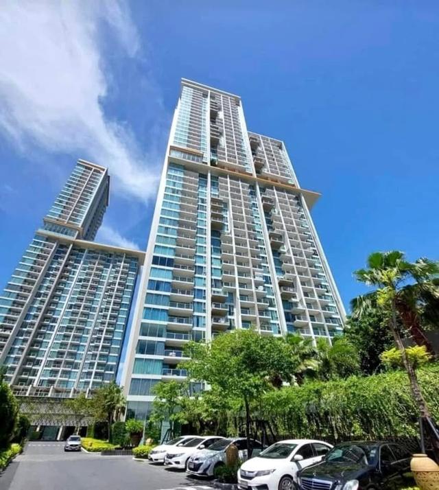 Beachfront Riviera Wongamat Pattaya 3.25 million 1