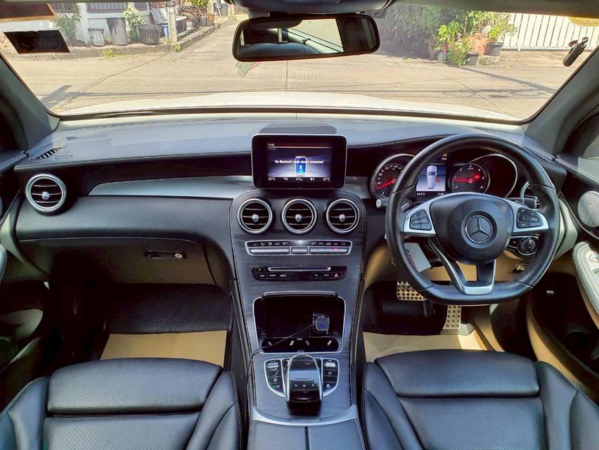 #Mercedes-Benz GLC 250d 2.1 AMG Dynamic ปี 2019 เกียร์ AT สีขาว รูปที่ 13