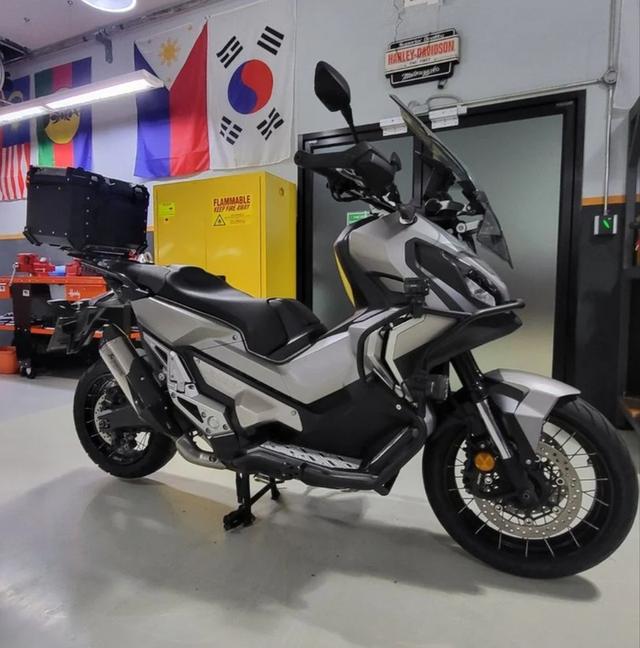 Honda X-ADV สีเทาสวย 6