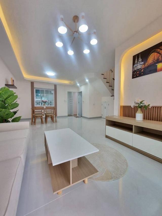 หมู่บ้านพฤกษา 21 ซอยคลองถนน-บางใหญ่ 5