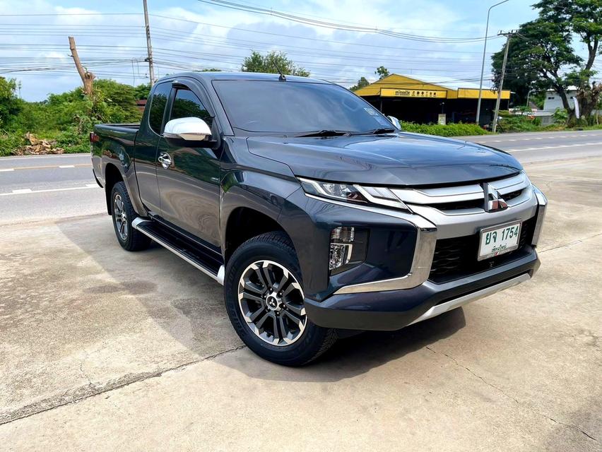 Mitsubishi Triton Plus 2.4 M/T ท๊อป ปี62 (2019)