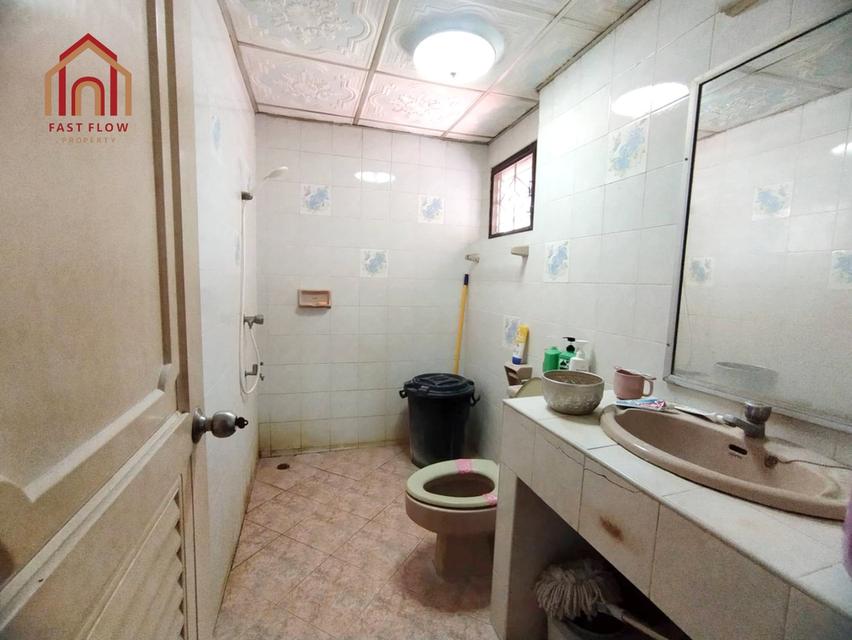 ขายบ้านเดี่ยว หลังมุม หมู่บ้านสัมมากร นิมิตใหม่ ติดถนนเมน ทำร้านอาหารต่อเติมครัวต่อโรงรถ นิมิตใหม่ใกล้ซาฟารีเวิลด์ MKD 18