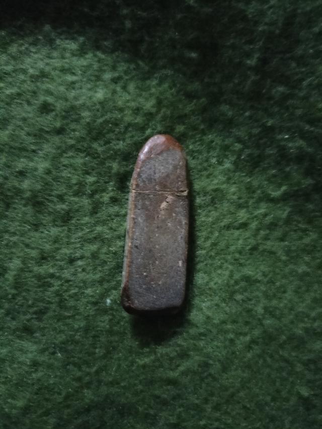 พระลีลาเม็ดขนุน 2