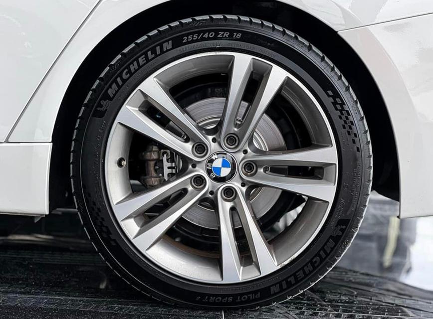ปี 2018 BMW SERIES 3, 330e Sport LinePlug-in Hybrid รถวิ่งน้อย75,275km. มีประวัติเข้าเช็คระยะศูนย์ (LCI) 19