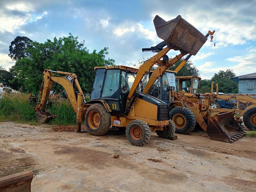 รถตักล้อยาง CATERPILLAR 424D 3