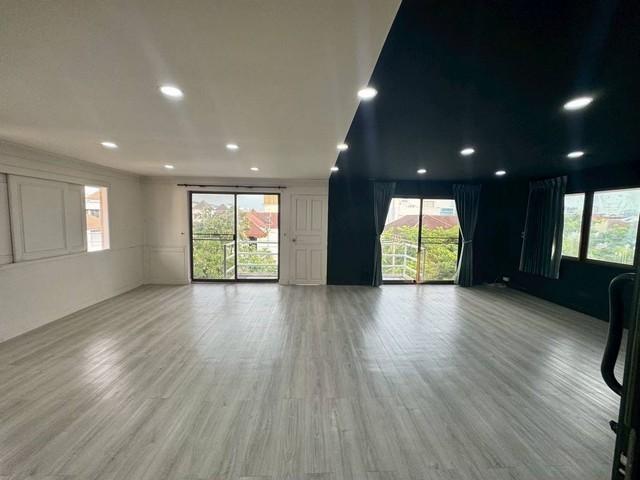 รหัสC6937 ให้เช่าอาคาร 4ชั้น ย่านลาดพร้าว ถนนศรีวรา ทาวน์อินทาวน์ วังทองหลาง 6