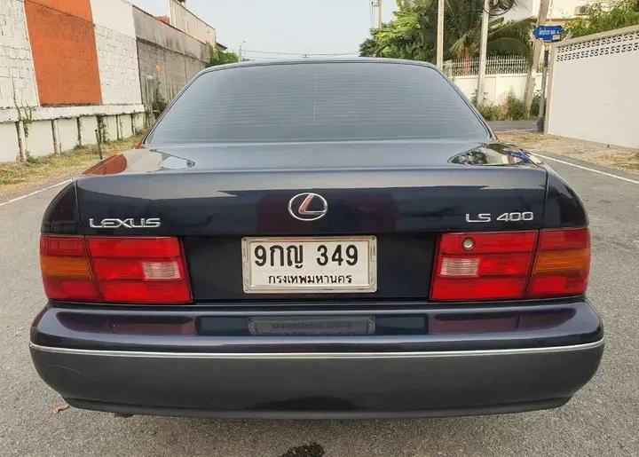 Lexus LS 400 ปี 1995 2