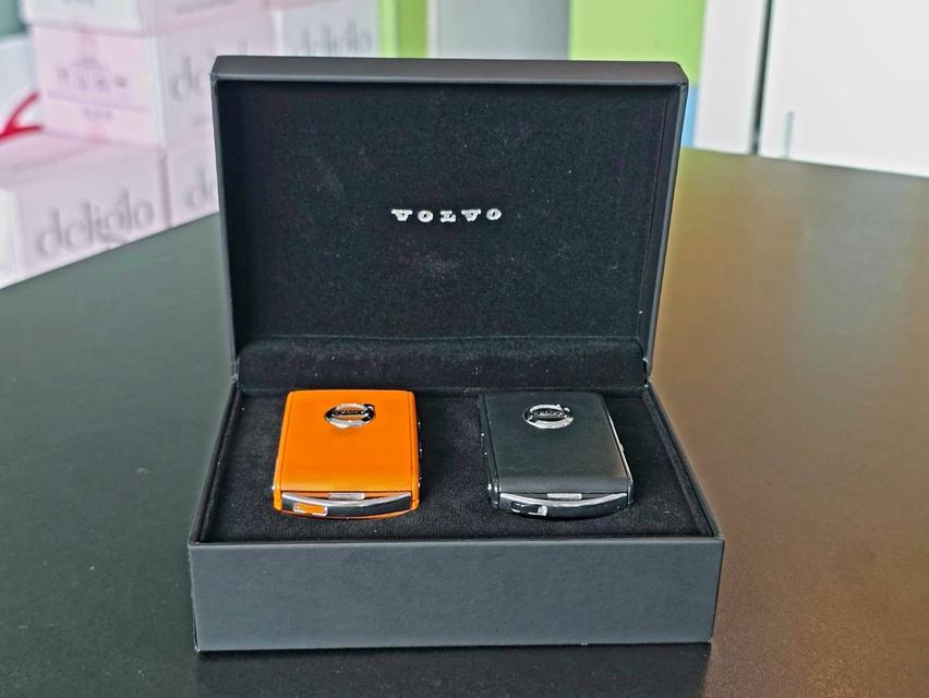(แจ้งรหัสรถ SEZ744) Volvo XC40 Recharge T5 Inscription (Plug-in Hybrid) เกียร์ ออโต้ เบนซิน+ไฟฟ้า สี ขาว ปี 2022 จด 2023 รูปที่ 19