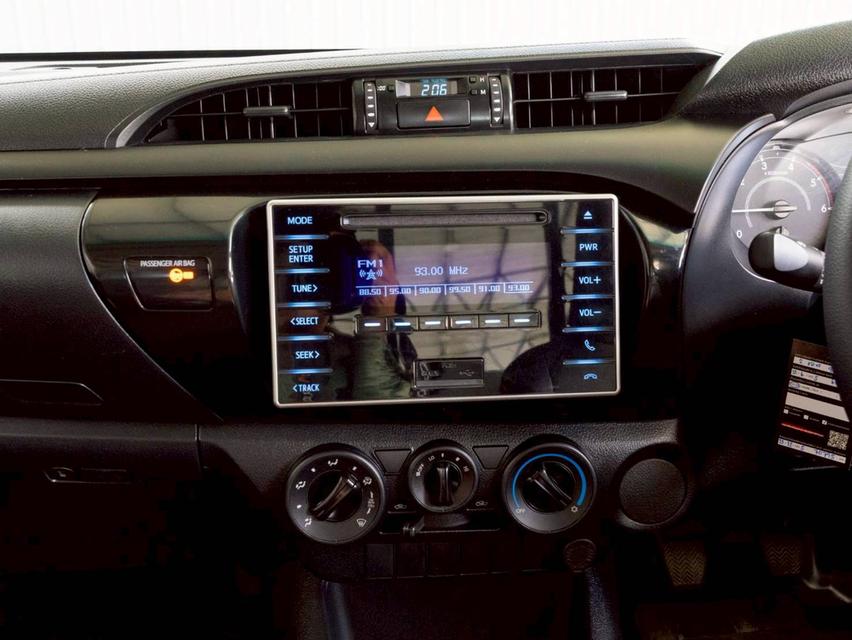 TOYOTA HILUX REVO 2.4J Standard ปี จด 2020 12