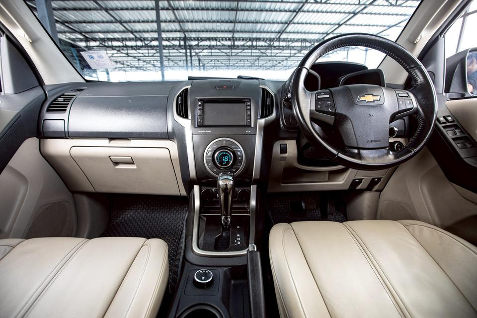 CHEVROLET TRAILBLAZER 2.8 LTZ 4WD ปี 2013 สึขาว ดีเซล 7 ที่นั่ง 16