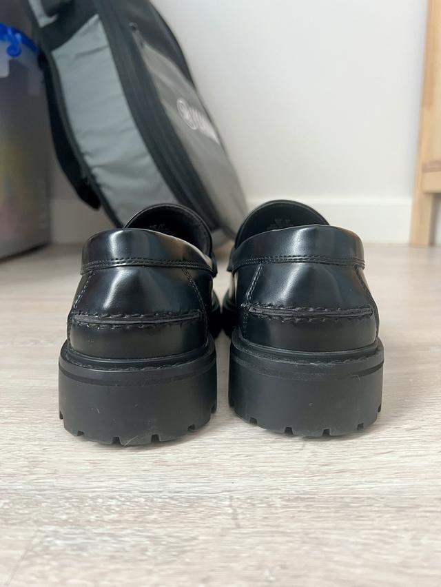 รองเท้า Loafers H&M สีดำ 4