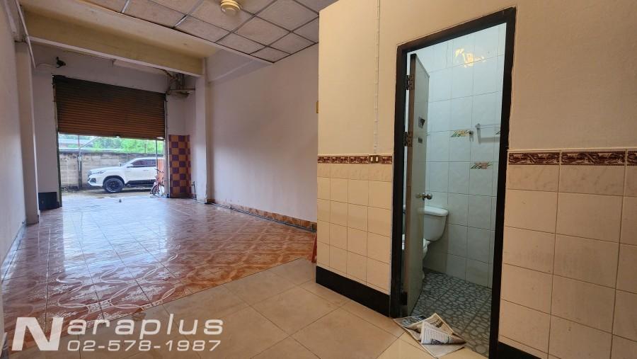 Listing No. 68050568 : ขายคอนโด ชั้น.1 เพื่อการพาณิชย์ และพักอาศัย ขนาด 57.46 ตารางเมตร โครงการ พัฒนาการ คอมเพล็กซ์เฮ้าส์  กรุงเทพ  12
