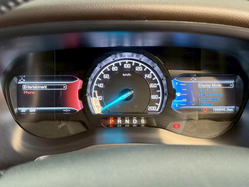 FORD EVEREST 3.2 Titanium+ 4WD ปี2016ออพชั่นจัดเต็ม ขับนิ่ม เครื่องแน่น พร้อมใช้งาน รูปที่ 8