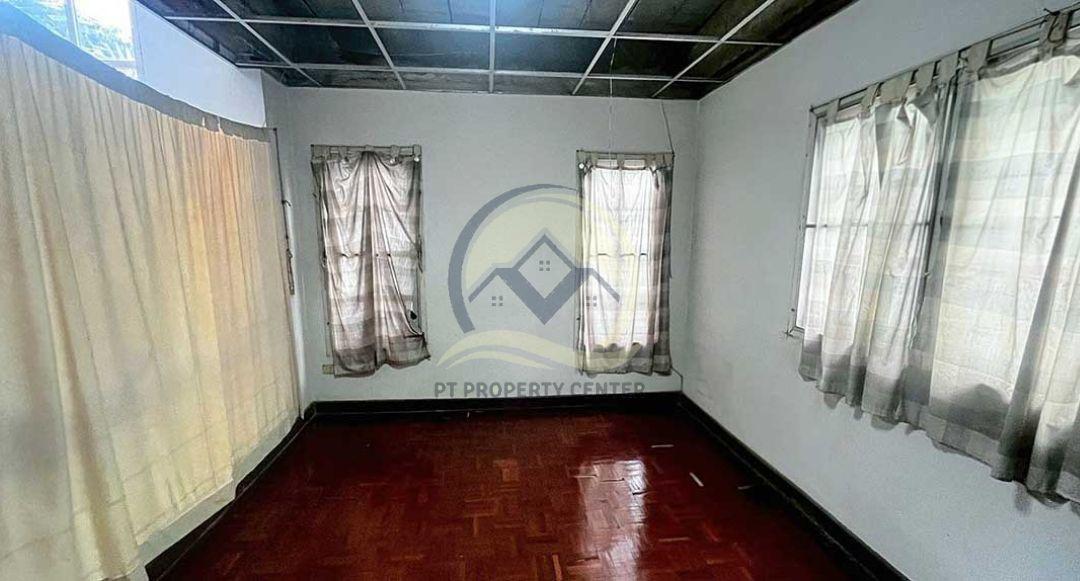 โครงการสรานนท์ ทาวน์โฮม 2.5 ชั้น ลาดพร้าว 101 ซอย 50 ขายตามสภาพ เหมาะสำหรับรีโนเวท ต่อรองได้ ทำเลโซนลาดพร้าว 11