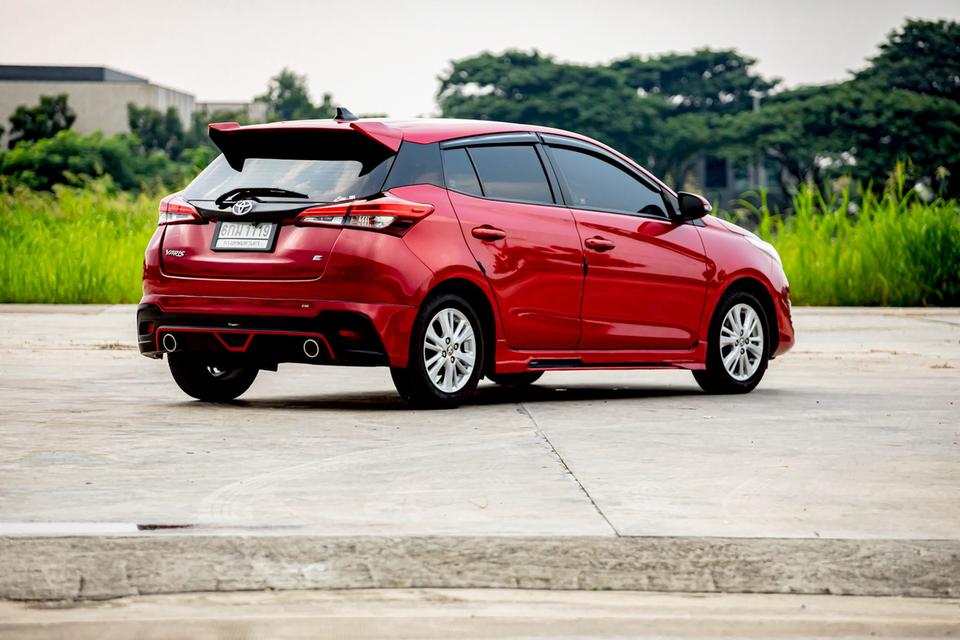 Toyota Yaris 1.2 Entry ปี 2018 สีแดง มือเดียวป้ายแดง  5